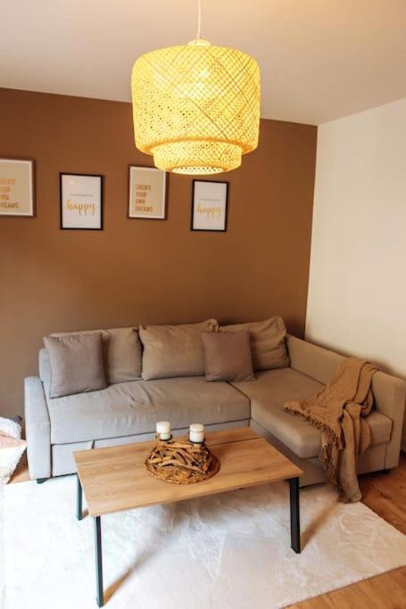 Central-Living Brown - Wifi - Netflix - 5 Pers Έσσεν Εξωτερικό φωτογραφία
